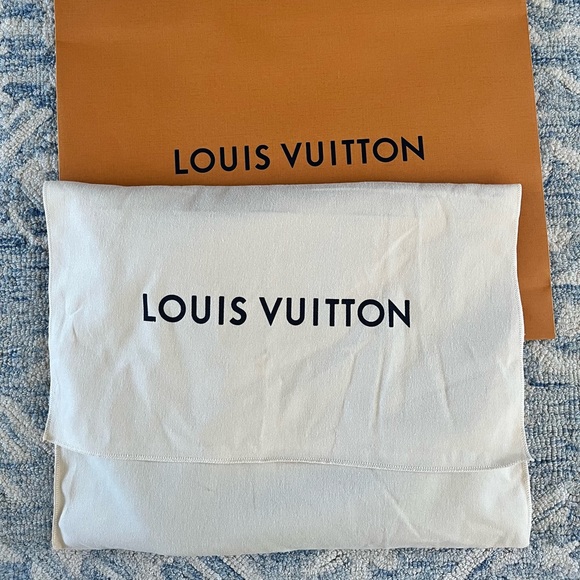 Louis Vuitton authentic vintage retired cross body bag adjustable strap - Picture 5 of 17